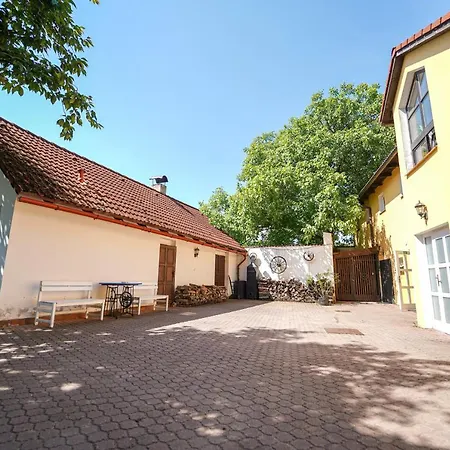 Kokorin Landsted Vysoka (Melnik)